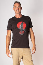 Load image into Gallery viewer, T-Shirt : RAIN TIME BLACK COCKATOO